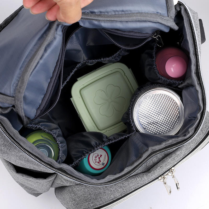 Waterproof Day Pack Nappy Bag Baby Diaper Bag With USB Charging Port Stroller Straps And Nursing Bottle Bag