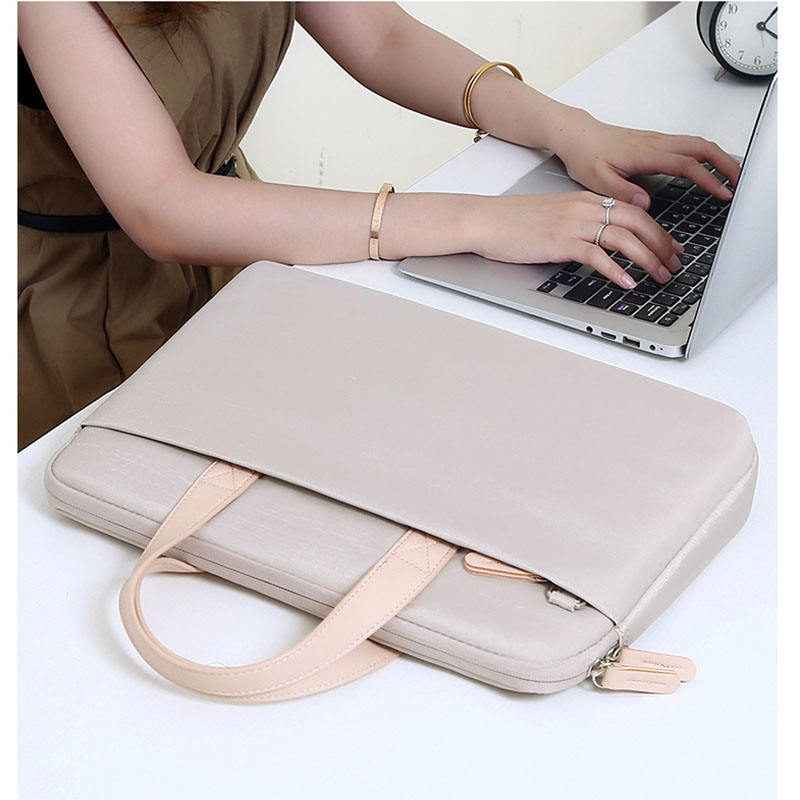 Lightweight Air Cushion 15.6 Inch Laptop Accessories High Quality Messenger Bag Laptop Bag For Women Men